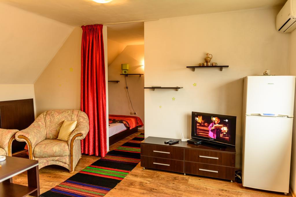 Apartment Leonardo Da Vinci พลอฟดิฟ ภายนอก รูปภาพ