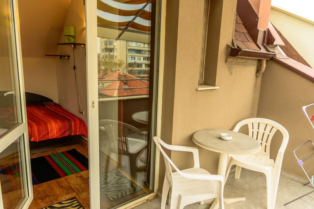 Apartment Leonardo Da Vinci พลอฟดิฟ ภายนอก รูปภาพ